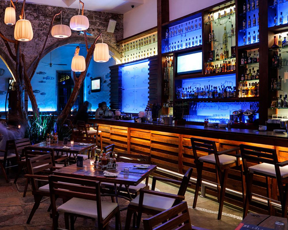 Mobiliario a medida para restaurante — Pescau