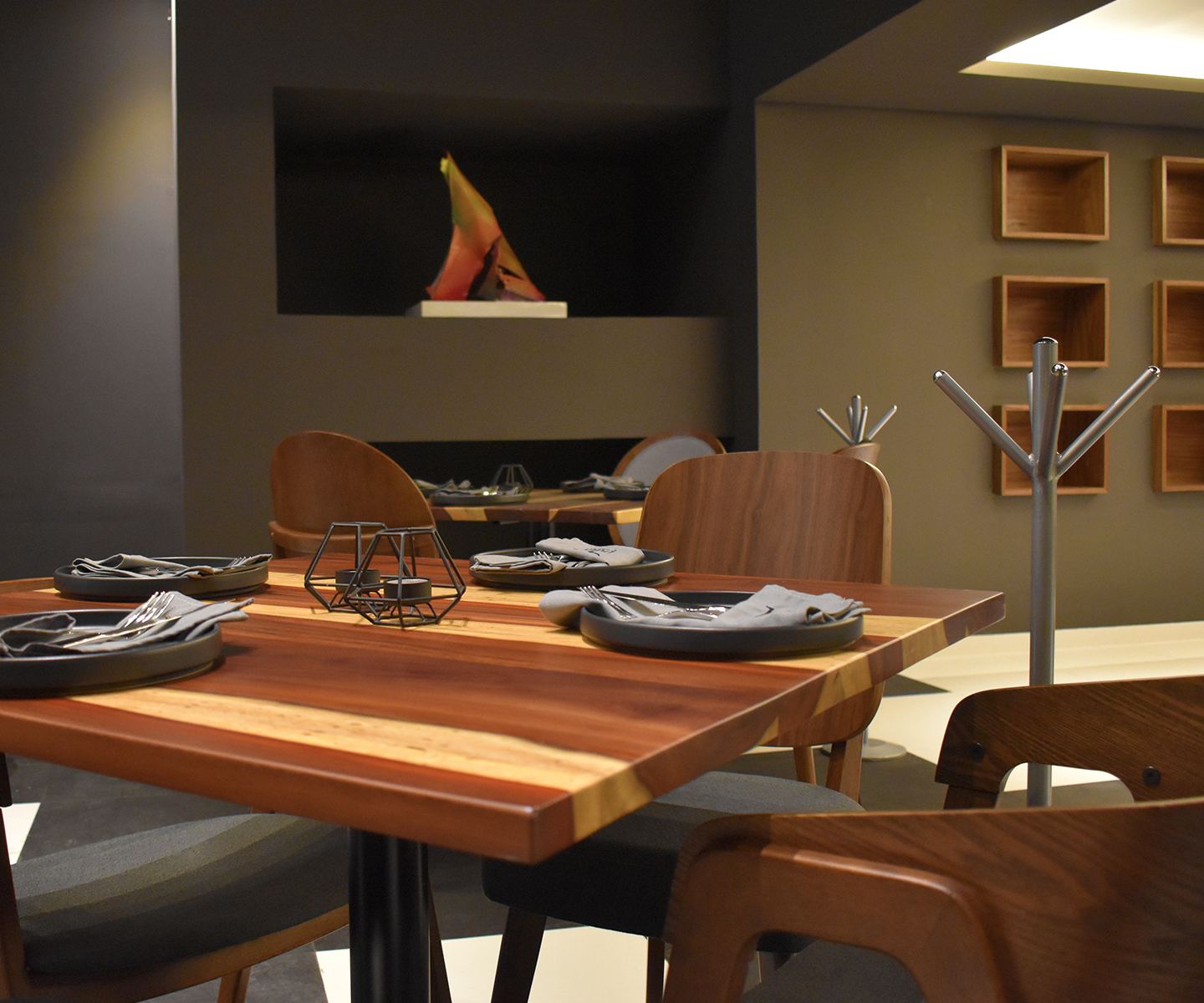 Mobiliario a medida para restaurante — NUUT