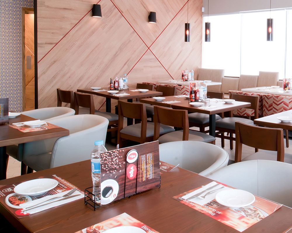 Mobiliario a medida para cadena de restaurantes — Vips, vista 5