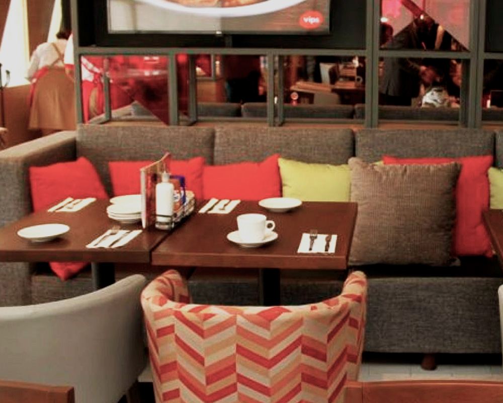 Mobiliario a medida para cadena de restaurantes — Vips, vista 6